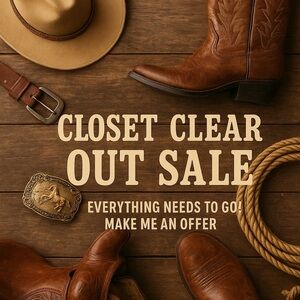 Levi's Women's Black Crop Top